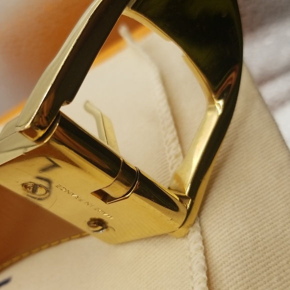 Authentic🧡 Louis Vuitton Epi Belt W/ LV BOX  💛Size : 110/ 44" US Size: 10-12 - Picture 4 of 10